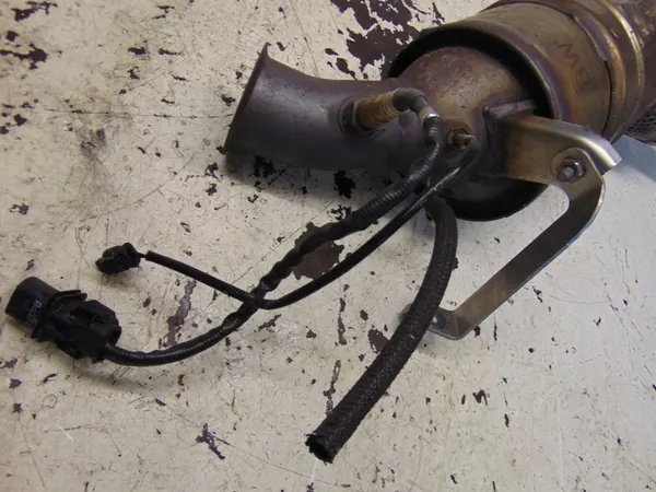 DPF-filterkatalysator BMW 3 E90 E91 2.0 Diesel image 4