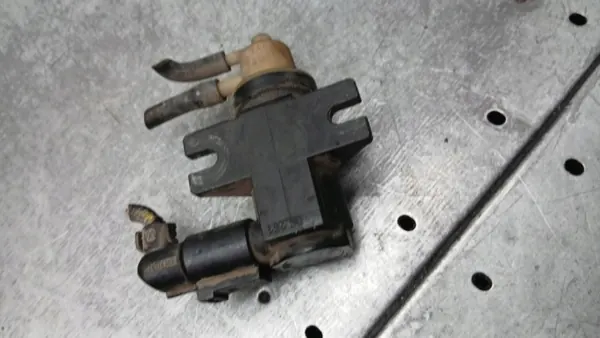 Undertrycksventil OEM 1K0906627 för Ford Galaxy 1.9TDI image 3