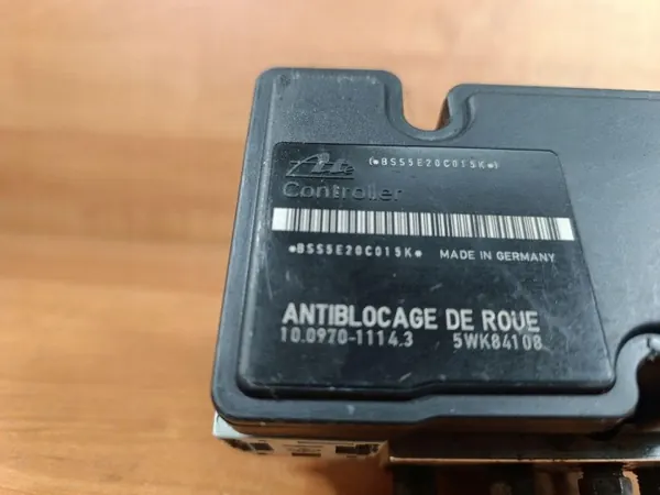 Pompe ABS OEM 10.0970-1114.3 pour Peugeot 206, Citroen C2/C3 image 4