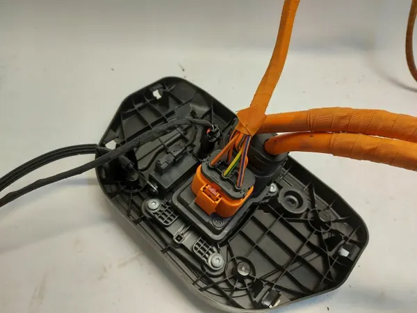 Cable de carga Ford Explorer VII OEM 11N971531A image 3