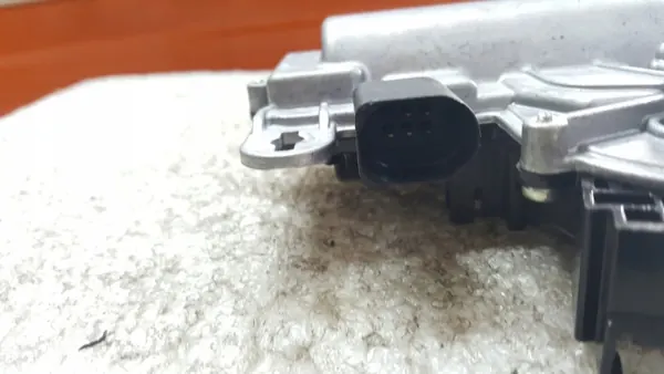 OEM 3G0827887C Kofferbaksluiting actuator VW image 3