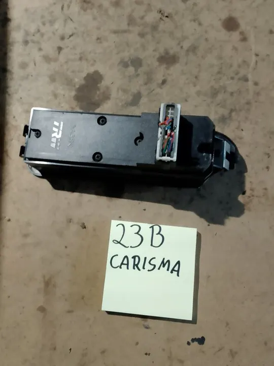 Mitsubishi Carisma Electric Window Switch MR740599 image 2