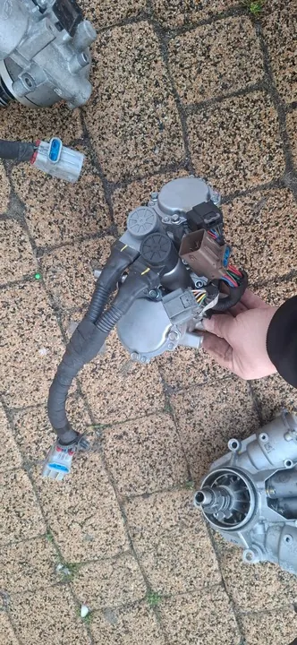 HYUNDAI TUCSON III KIA Sportage IV aktuaattori image 9