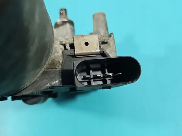 Frontscheibenwischermotor VW Golf V 0390241744 1K1955119B image 6