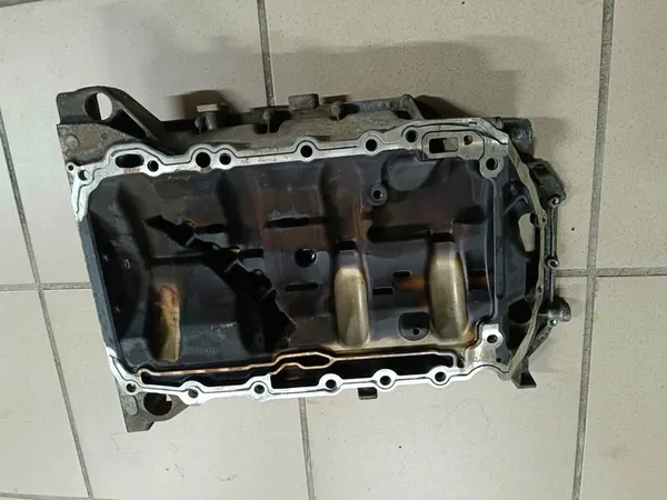 AUDI A4 B8 A5 Q5 1.8 2.0 TFSI Oljeplåt Aluminium Metall 06H103603S image 2