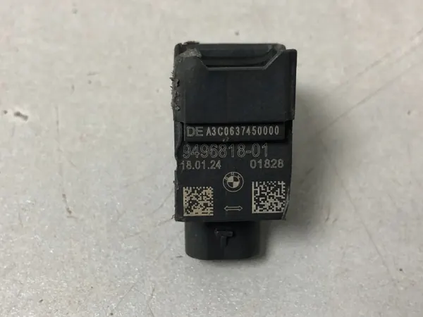 Kiihtyvyysanturi OEM 65779496818 BMW i4 G26 2021- image 5