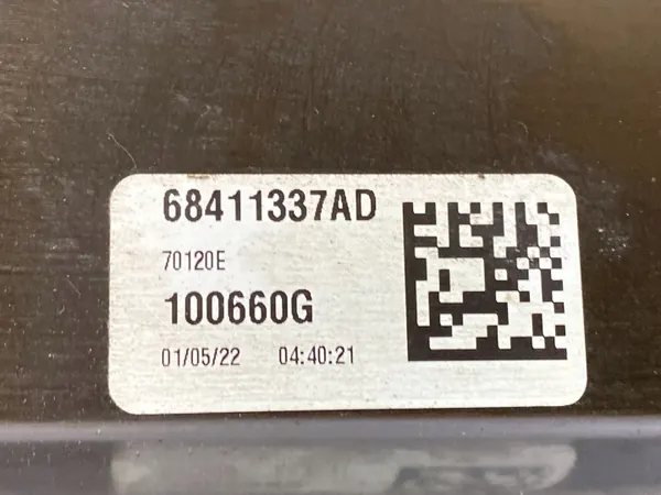 Pièce Compartiment Moteur Jeep OEM 68411337AD image 3