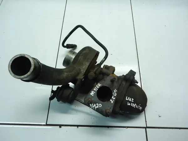 Renault Master 2.5 dCi Turbo OEM 715889H067677 image 2