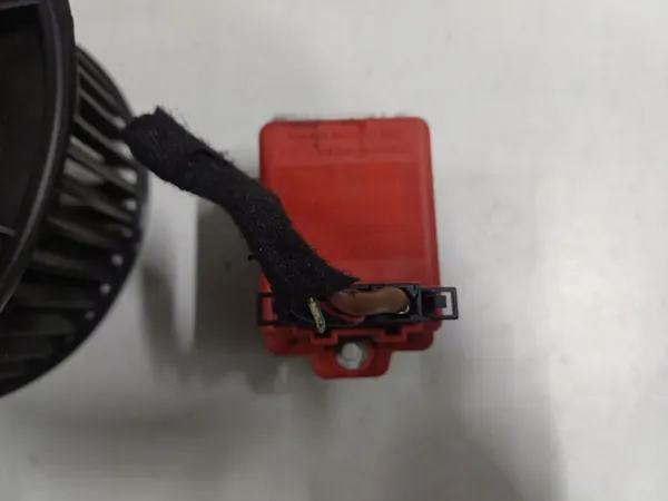 Resistor do ventilador dianteiro SEAT ALHAMBRA I LIFT image 3