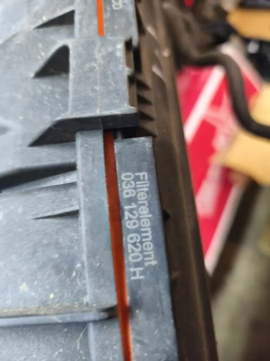 Luftfilterhus OEM 1K0129618BD för 1.4 16V image 6