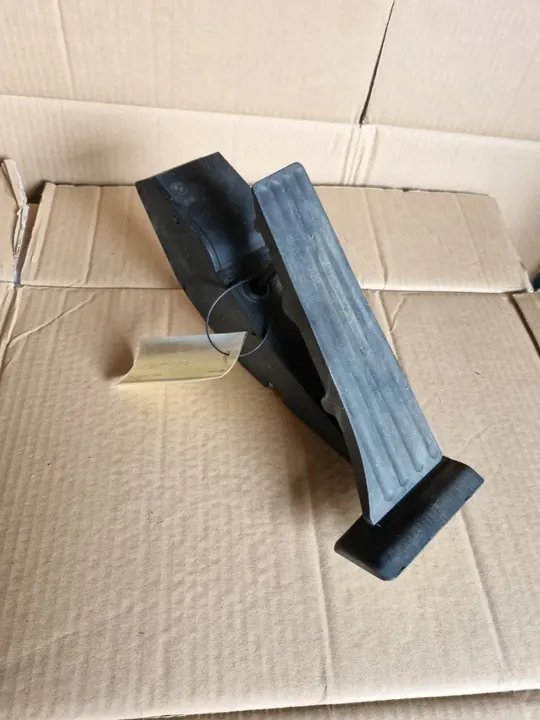 Gaspotentiometer BMW E46 2.2i 170 PS 97-03 OEM 6762481 image 4