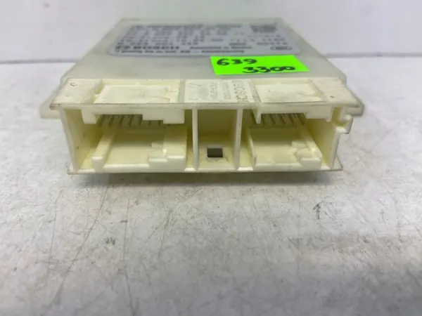 Mercedes PDC Parktronic Steuergerät A6399003300 image 3