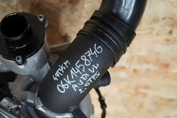 Turbo completo Audi A3 2.0 TFSI OEM 06K145874G image 3