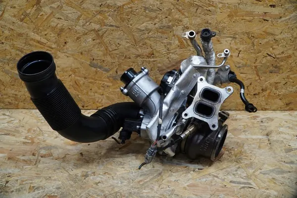Turbo completo Audi A3 2.0 TFSI OEM 06K145874G image 6