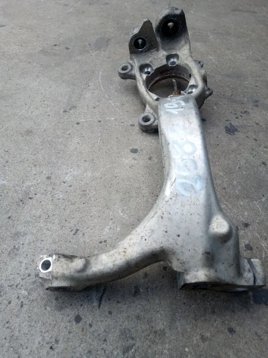 Audi A4 B7 Främre Höger Hjulnav 8E0407254E image 4