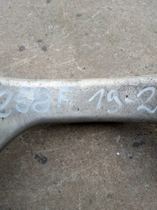 Audi A4 B7 Främre Höger Hjulnav 8E0407254E image 6