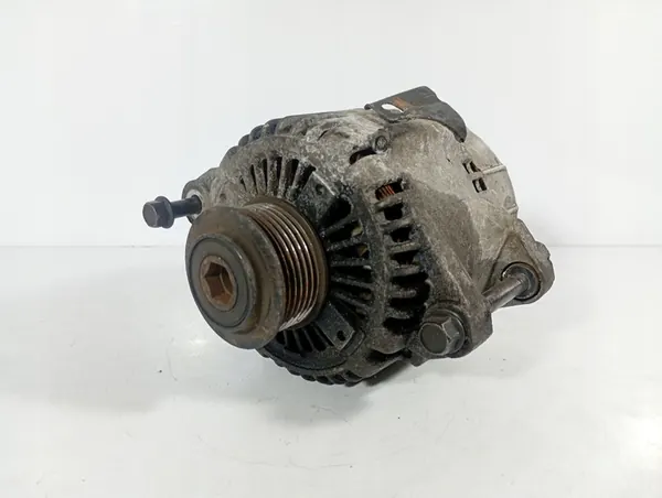 Hyundai Sonata V 5 04-09 Vaihtovirtageneraattori 2.4 OE image 2