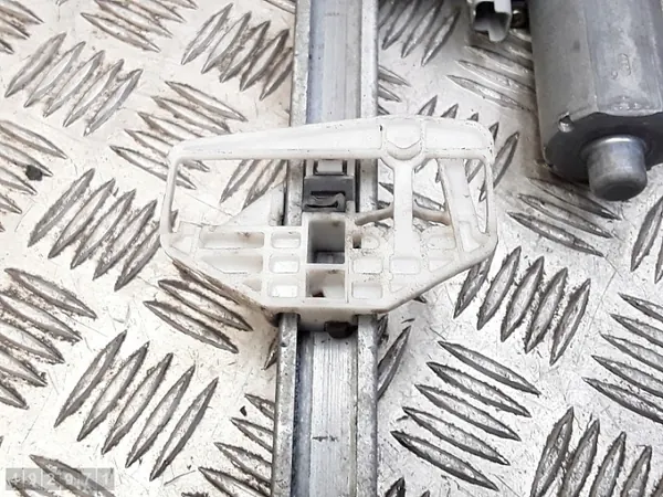 Peugeot Partner raamregelaar OEM 0130821763 image 5
