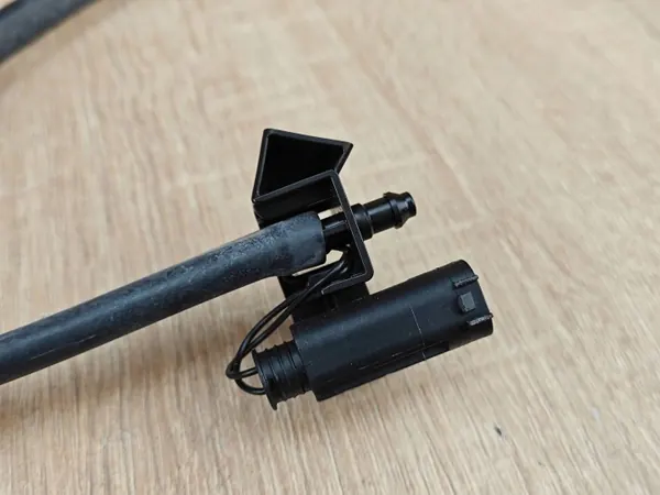 Pesulaitteen letku OEM 7388756 BMW G30 G11 G12 image 5