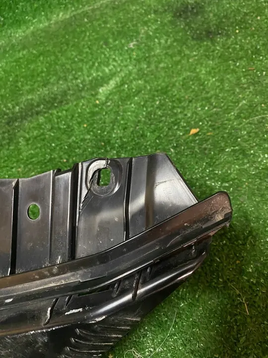 Stötdämpare Framsidan Mercedes GLA W156 A1568851102 image 3