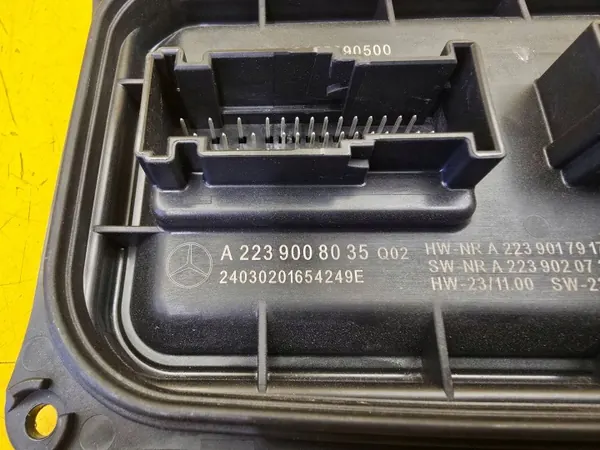Mercedes-Benz Wandler-Modul OEM A2239008035 image 3