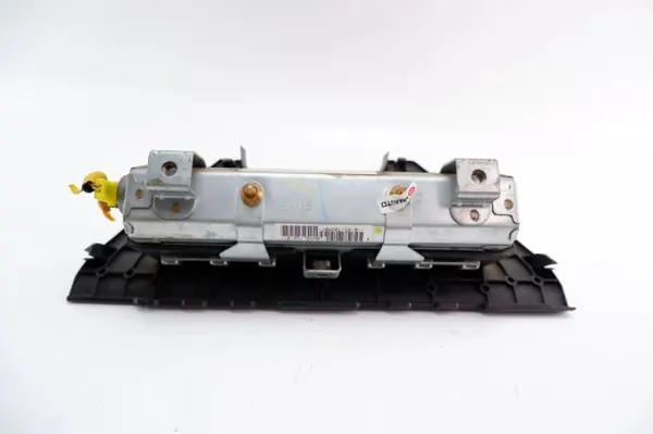Polvi-ilmatyyny OEM 73997-0F010 Toyota Corolla Versolle image 3