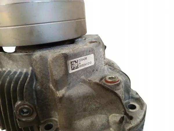 Porsche Verteilergetriebe OEM 95B - Gebraucht AWD image 4