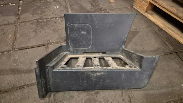 MAN TGS TG3 Kabinenstufe OEM 81.61520-0303/0315 image 2