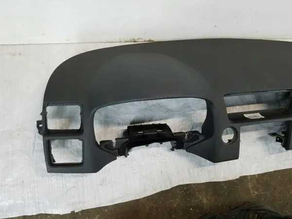 Salpicadero OEM DESKA ROZDZIELCZA para Volvo V50 S40 II image 3