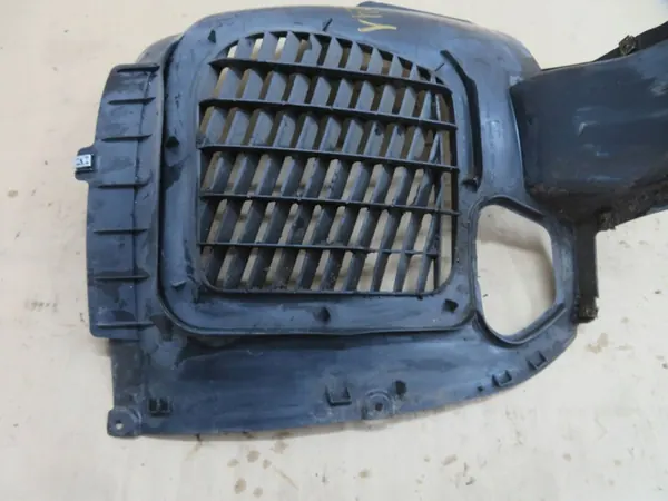 Oikea etupyörän kaari 7P6805912D VW TOUAREG 2010-2018 image 5