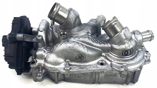 Vattenpumpmodul AUDI A3 VW GOLF SEAT 05E121111G image 2