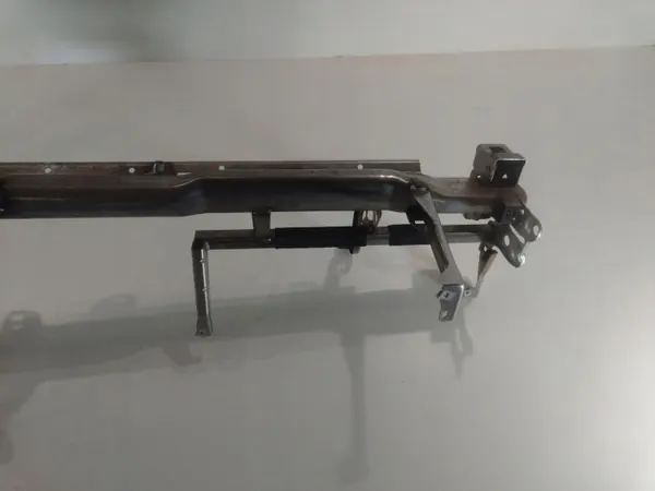 Renfort tableau de bord Avant BMW 3 E90 E91 OEM 51716952332 image 4