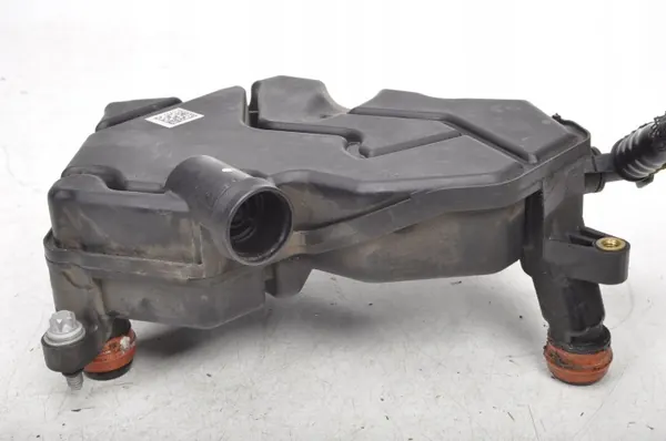 Ölabscheider Mercedes AMG GT 4.0 OEM A1780780000 image 3