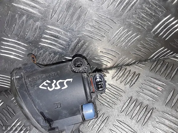 Farol de neblina Toyota Auris 2007 812100d041 image 4