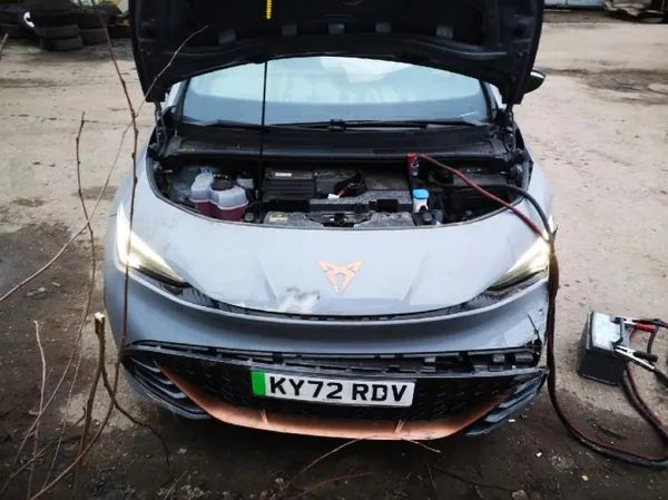 Cupra Born Türschloss hinten links OEM 10a845213f image 5