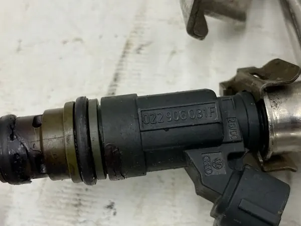 VW SEAT FORD Rampe de carburant 0280155985 image 4