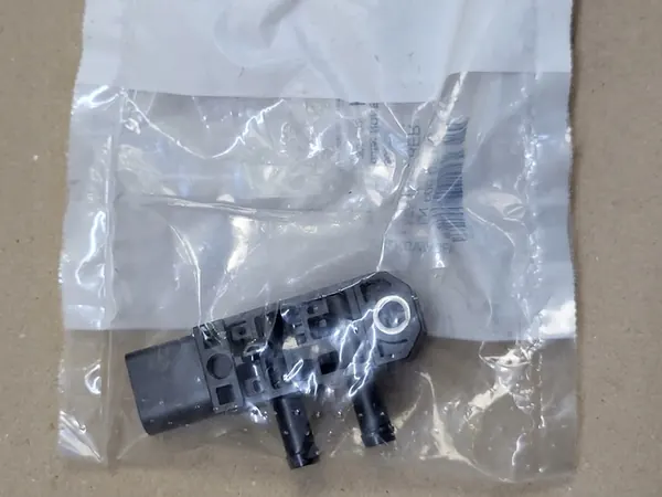 Painesensori Skoda Kodiaq VW 03N906051C OE image 3