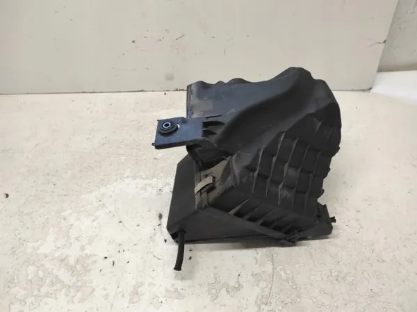 VW PASSAT B5 Ilmansuodinkotelo OEM RTEKO PAW1026 image 4