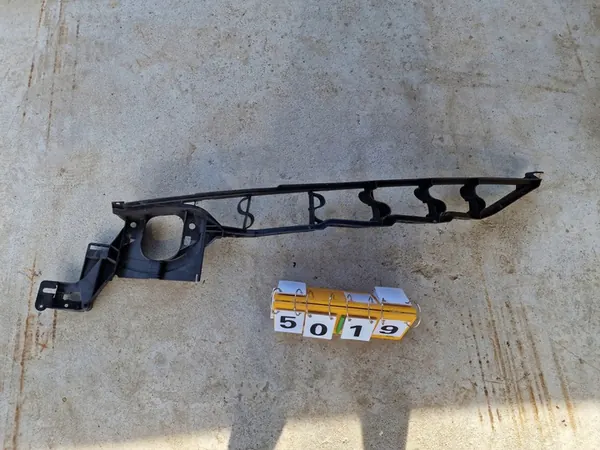 Supporto parafango sinistro BMW X5 X6 E70 image 2