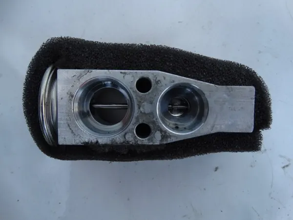 Expansionsventil KD45-64521 für Mazda CX-5 2.2D image 2