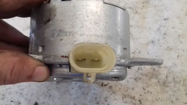 Kühlerlüftermotor M11001100 Fiat OE - Gebraucht image 3