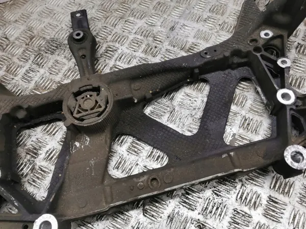 Bastidor auxiliar delantero OEM 3Q0199369E para VW Passat B8 image 6