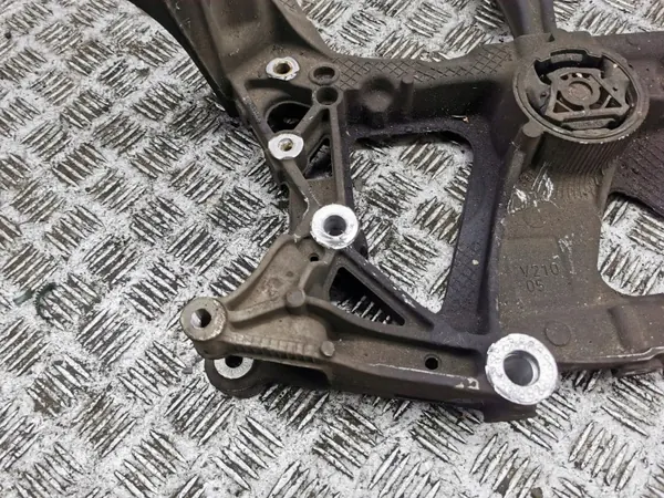 Bastidor auxiliar delantero OEM 3Q0199369E para VW Passat B8 image 9