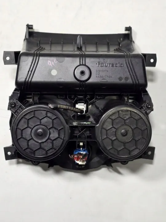 Suporte para copos BMW OEM 2081567X para F40 F44 image 3