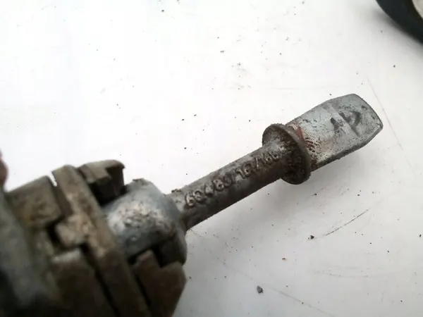 VW Fox Låscylinder Set + Nyckel + Tändningsswitch image 4