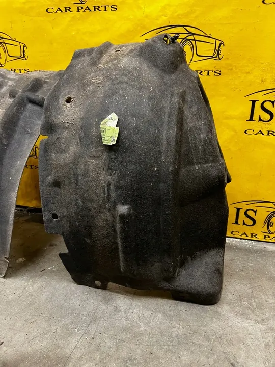 Right Front Wheel Arch Renault Megane IV HB OEM image 2