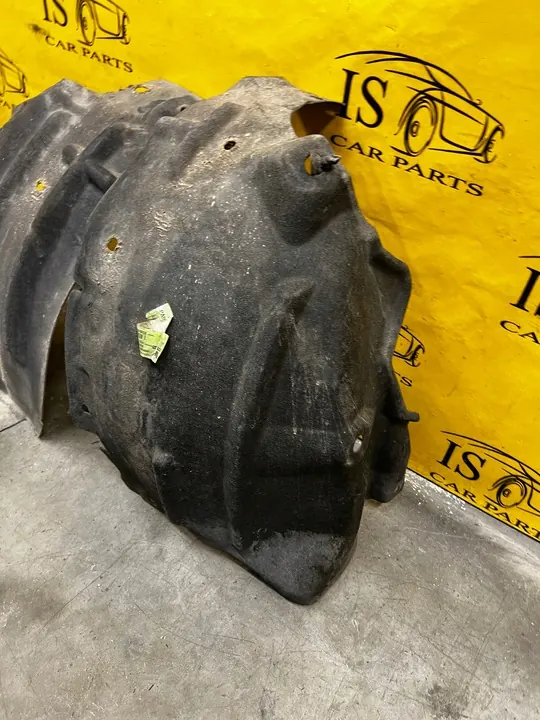 Right Front Wheel Arch Renault Megane IV HB OEM image 3