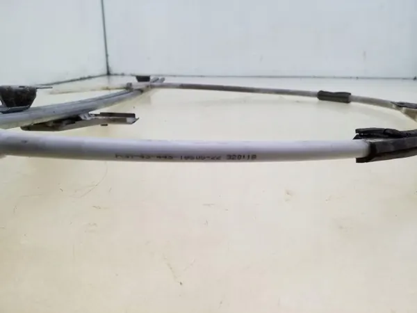 Iveco Daily 35-40.10 manueller Fensterheber OEM 320118 image 4