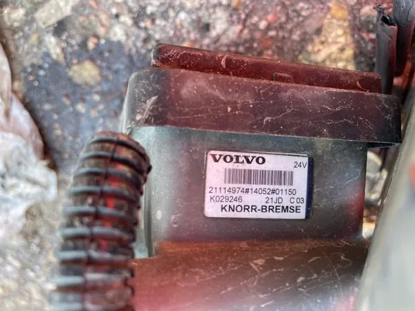 Soupape modulateur EBS Knorr-Bremse K029246 avant image 5