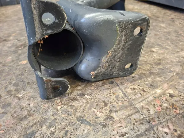OEM RURA WSPORNIK NADKOLA BŁOTNIKA PRAWY TYŁ MERCEDES ATEGO 17.5 image 4